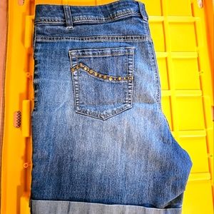 Women's 16W Denim shorts